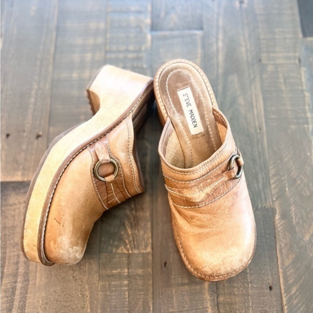 Steve Madden Tan Women's Clogs